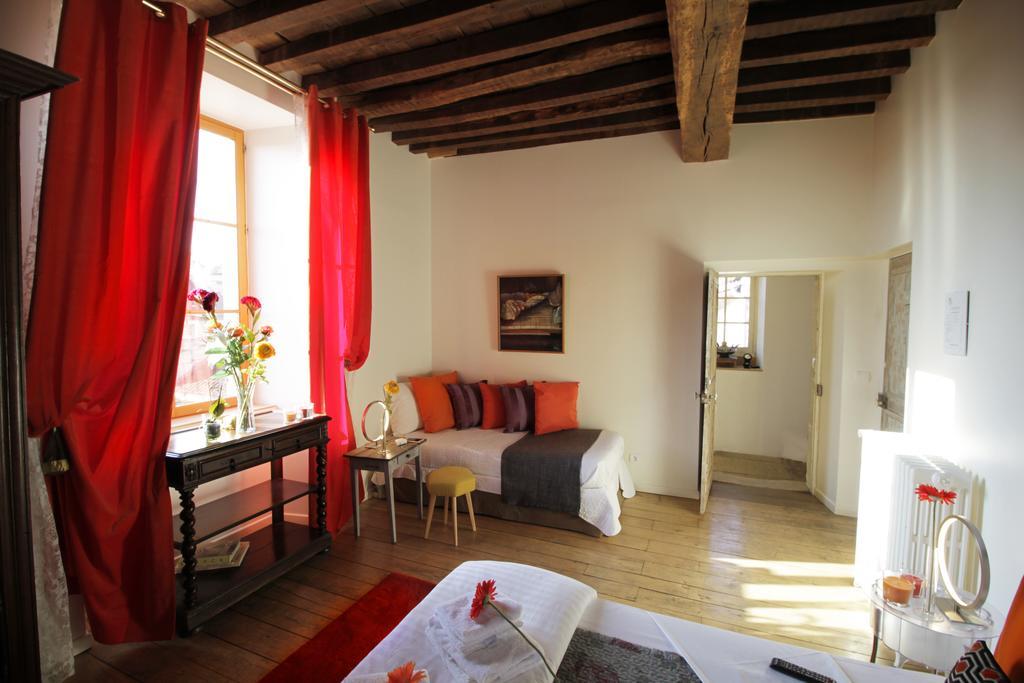 Cote-Serein - Domaine De Venoise Noyers Bagian luar foto